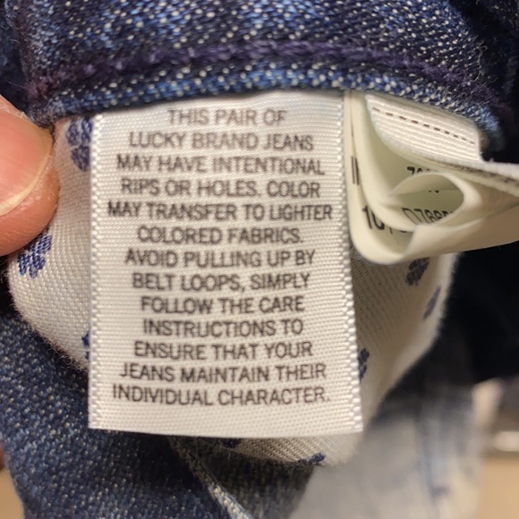 Jeans - Picture 7 of 9